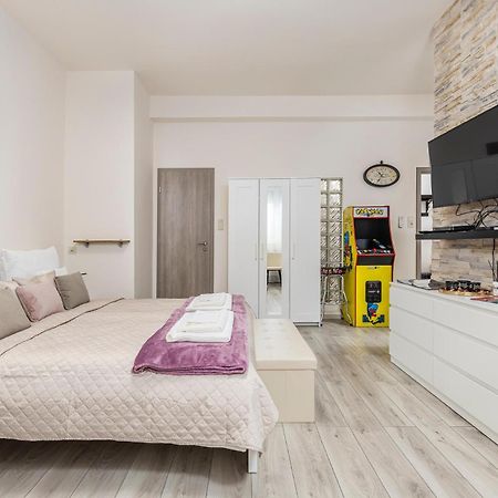 Galaxy Apartement Lift Parking Βουδαπέστη Εξωτερικό φωτογραφία