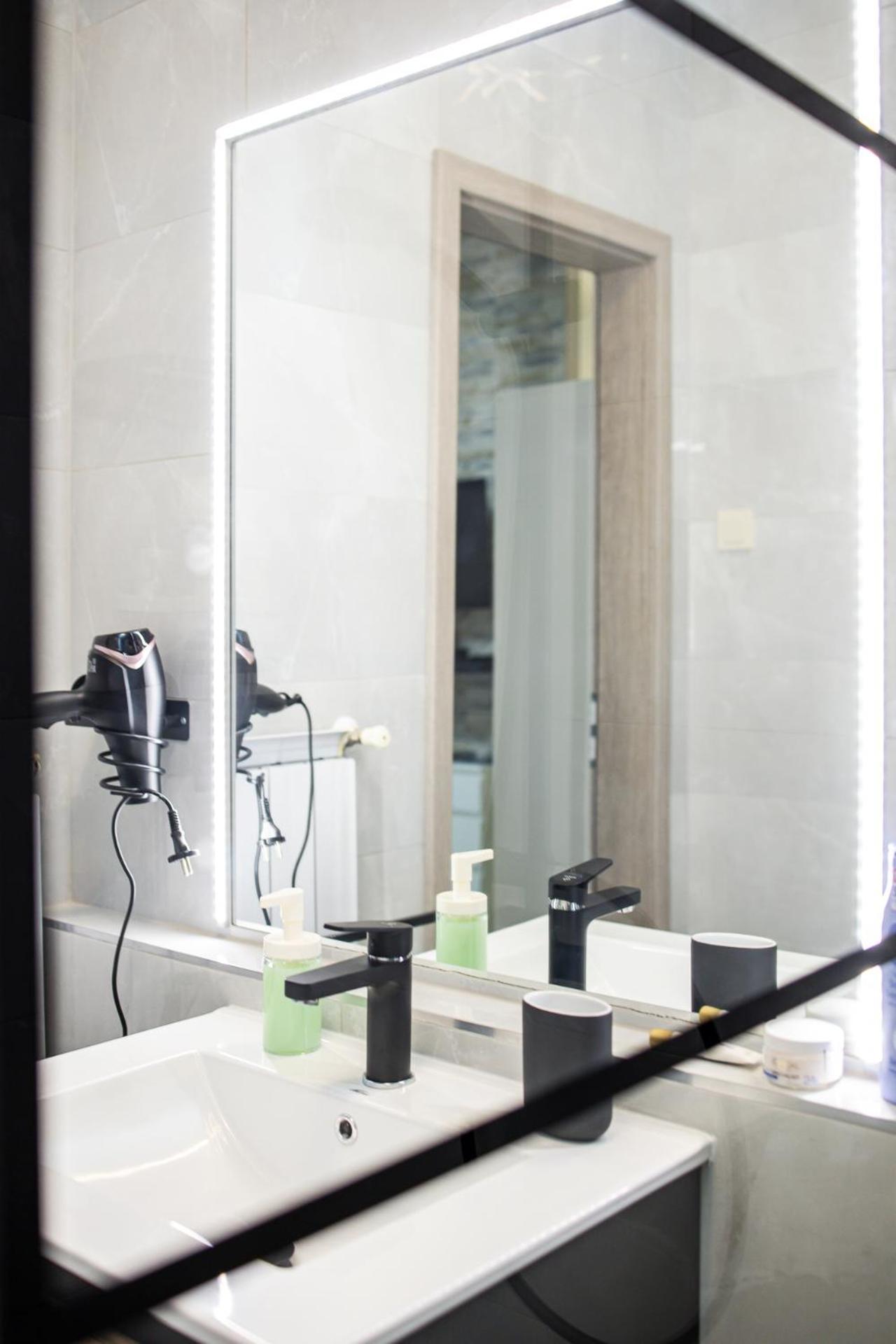 Galaxy Apartement Lift Parking Βουδαπέστη Εξωτερικό φωτογραφία
