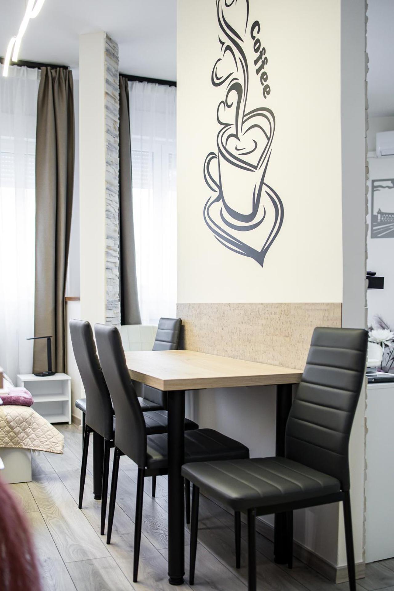 Galaxy Apartement Lift Parking Βουδαπέστη Εξωτερικό φωτογραφία