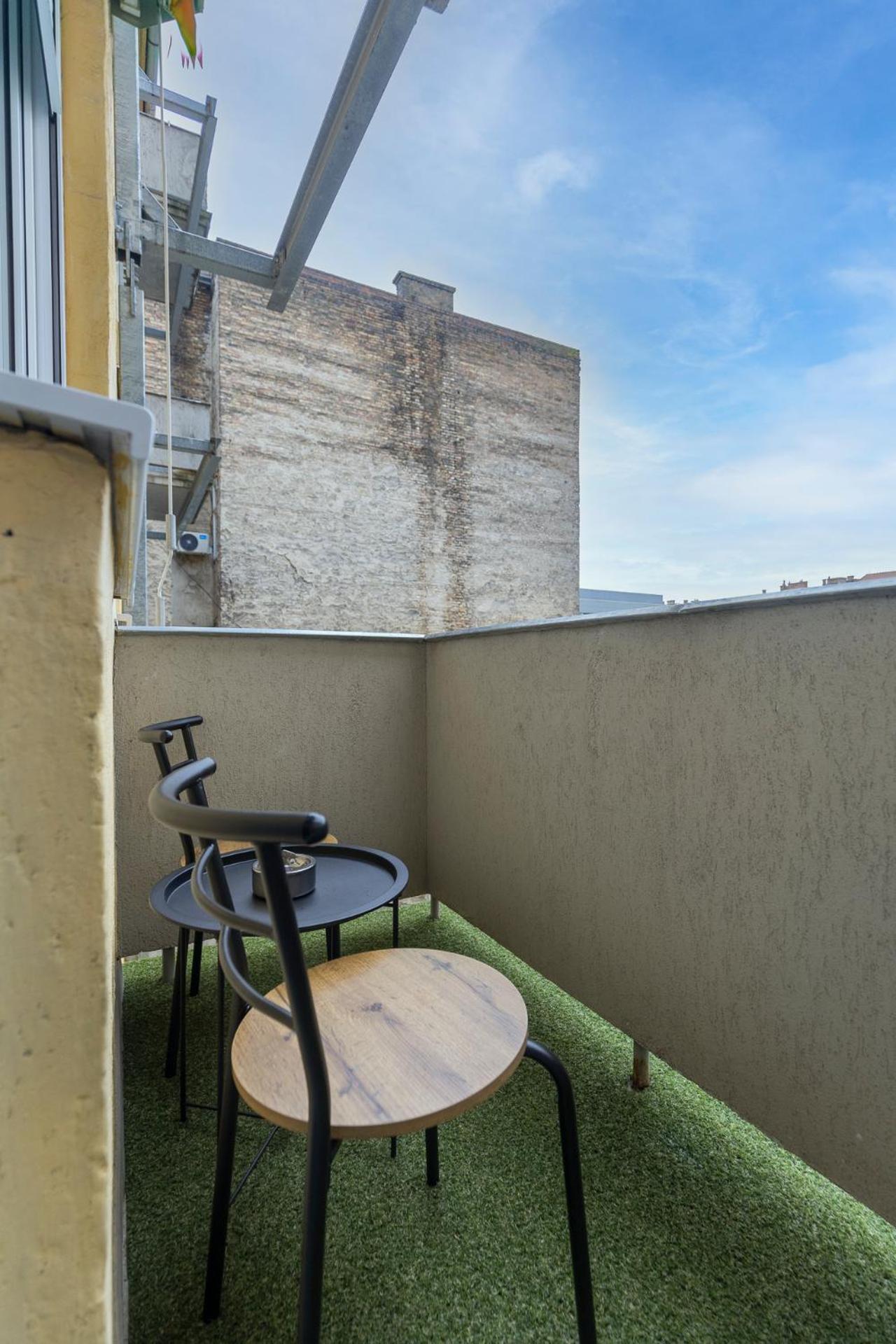 Galaxy Apartement Lift Parking Βουδαπέστη Εξωτερικό φωτογραφία